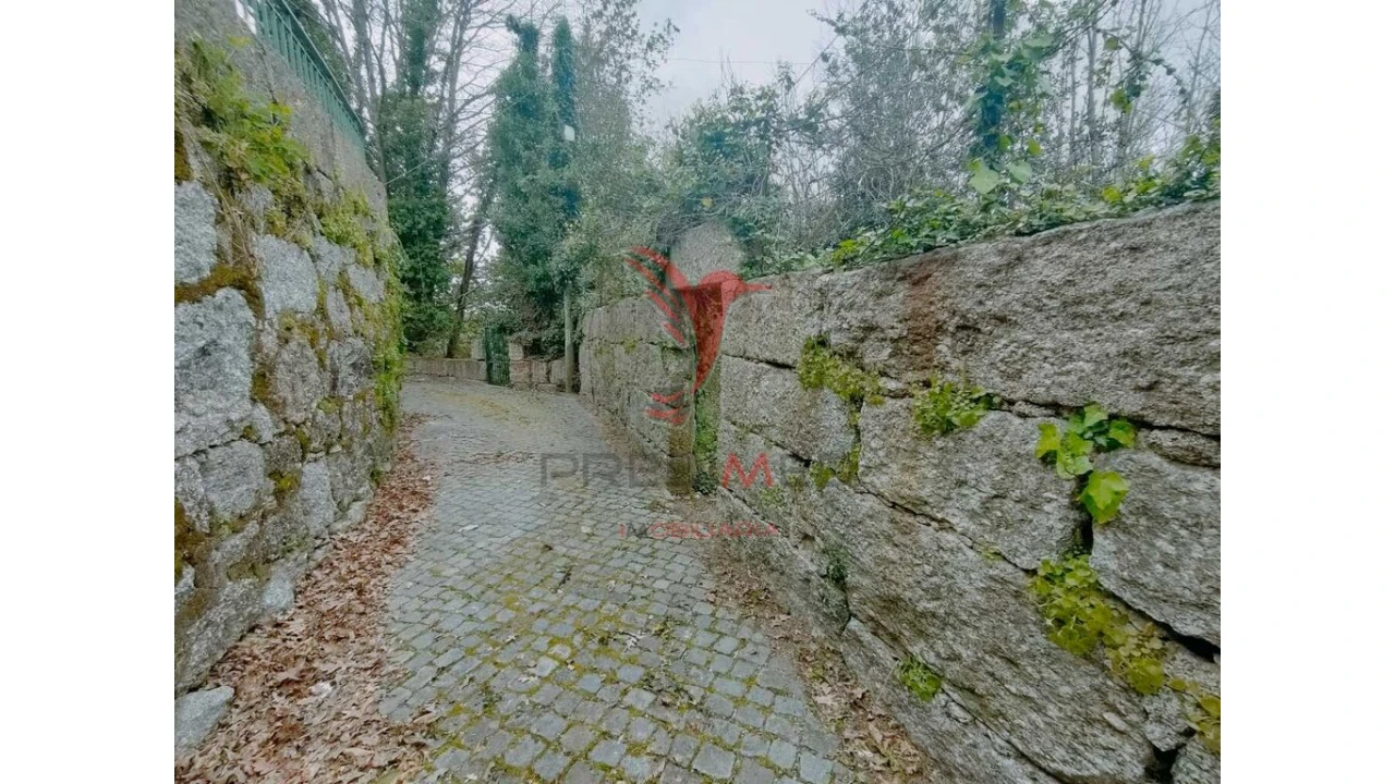 Terreno para Venda em Polvoreira Foto 6