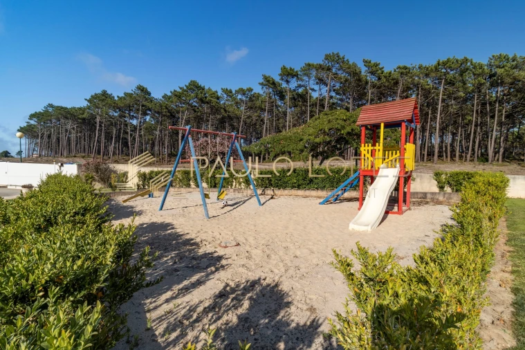 Moradia T3 para Venda em Nazare Foto 26