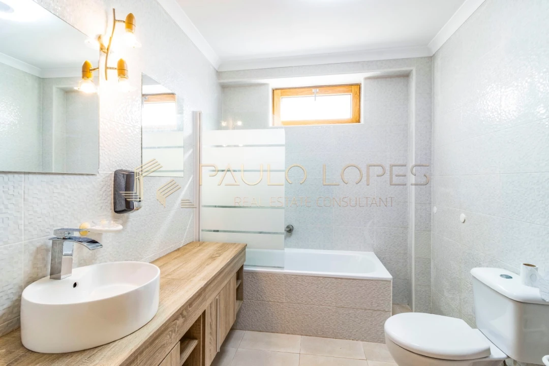 Moradia T3 para Venda em Nazare Foto 24