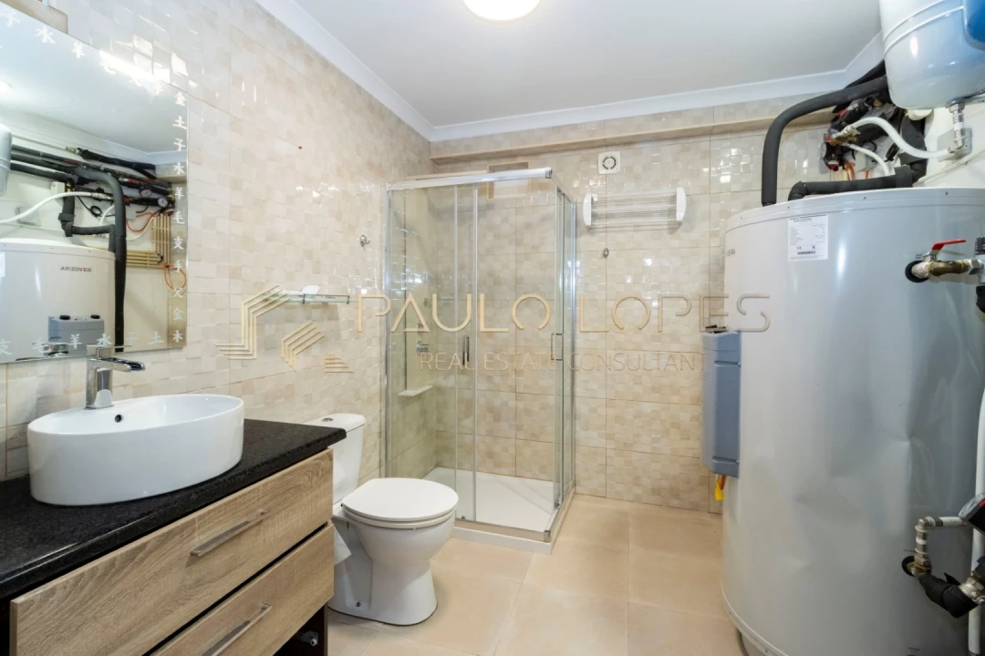 Moradia T3 para Venda em Nazare Foto 23