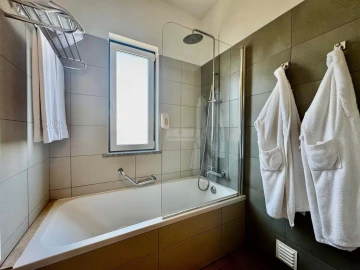 Moradia T25 para Venda em Lagos (São Sebastião e Santa Maria)