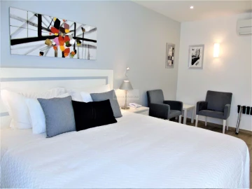 Moradia T25 para Venda em Lagos (São Sebastião e Santa Maria)