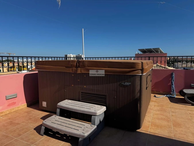 Moradia T25 para Venda em Lagos (São Sebastião e Santa Maria) Foto 33