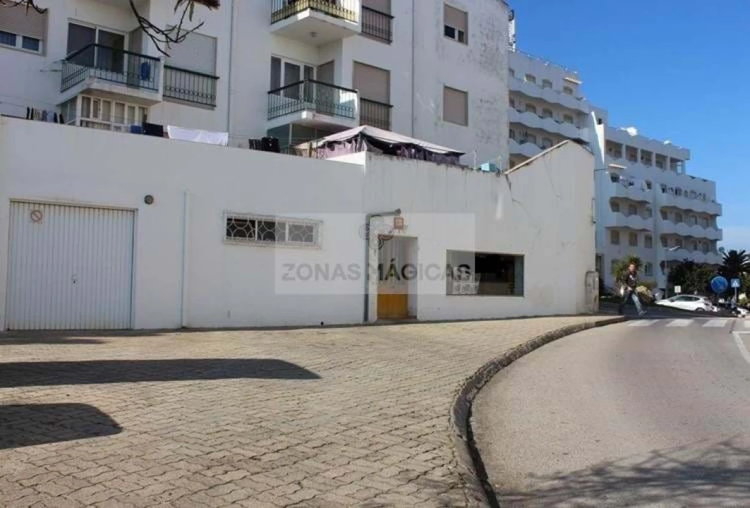 Negócio para Venda em Lagos (São Sebastião e Santa Maria) Foto 1