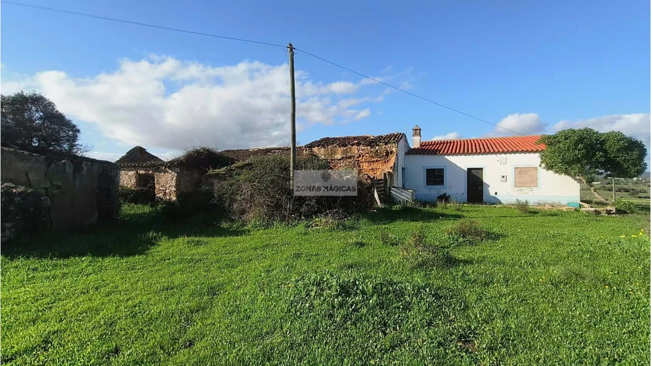 Terreno para Venda em Odiaxere Foto 9