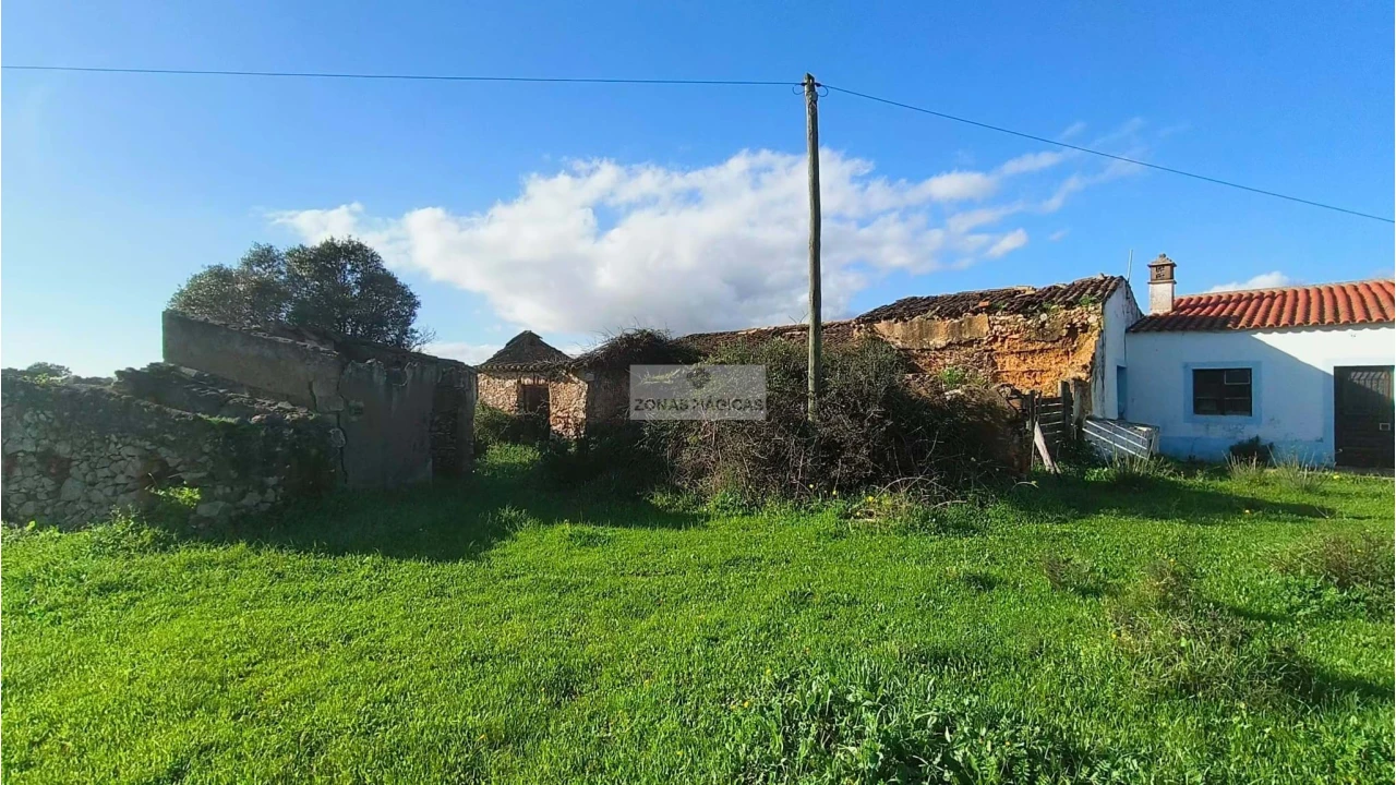 Terreno para Venda em Odiaxere Foto 5