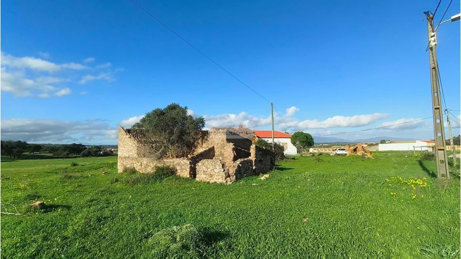 Terreno para Venda em Odiaxere Foto 2