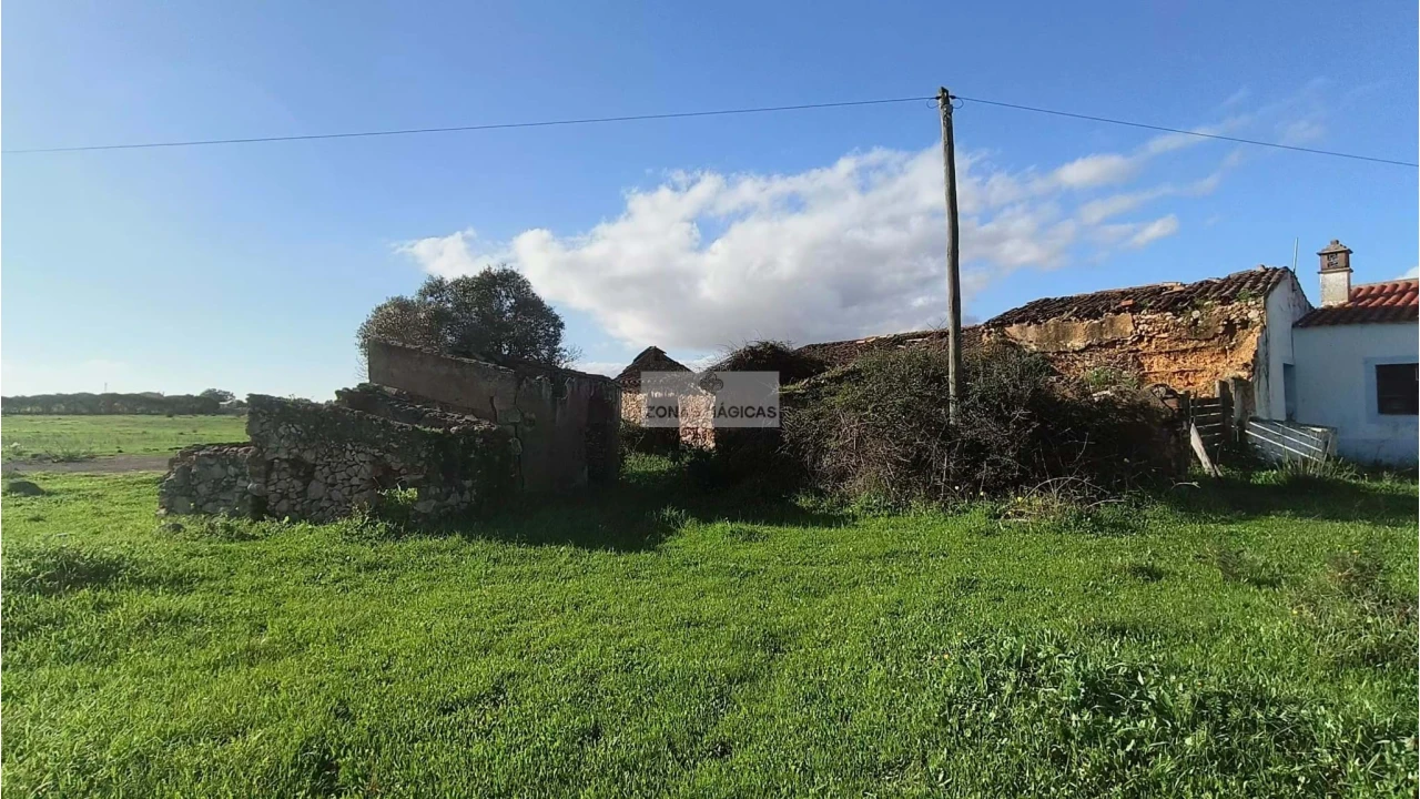 Terreno para Venda em Odiaxere Foto 8