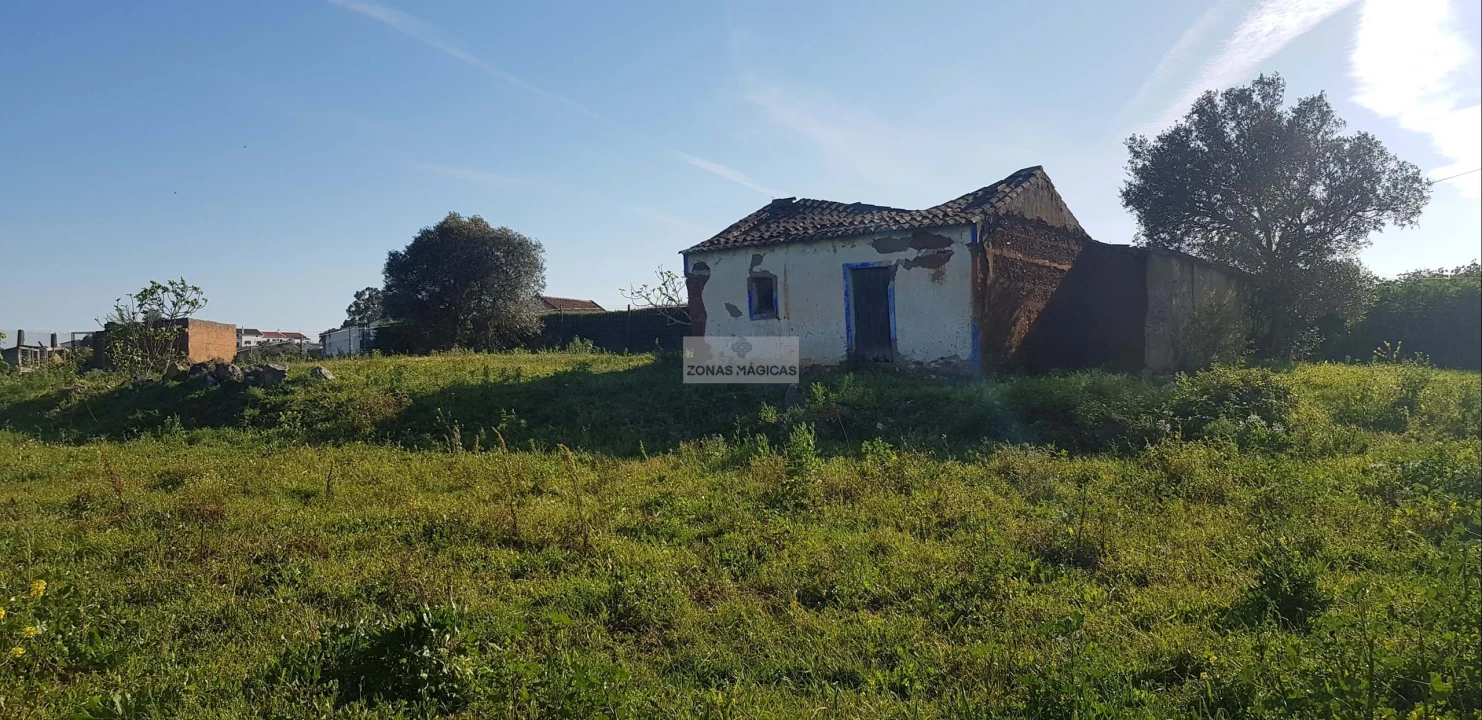 Terreno para Venda em Odiaxere Foto 1