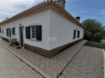 Moradia T3 para Venda em Aljezur