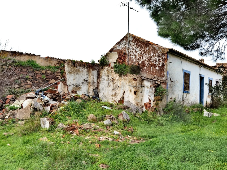 Terreno para Venda em Lagos (São Sebastião e Santa Maria) Foto 18