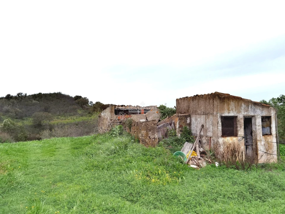Terreno para Venda em Lagos (São Sebastião e Santa Maria) Foto 7