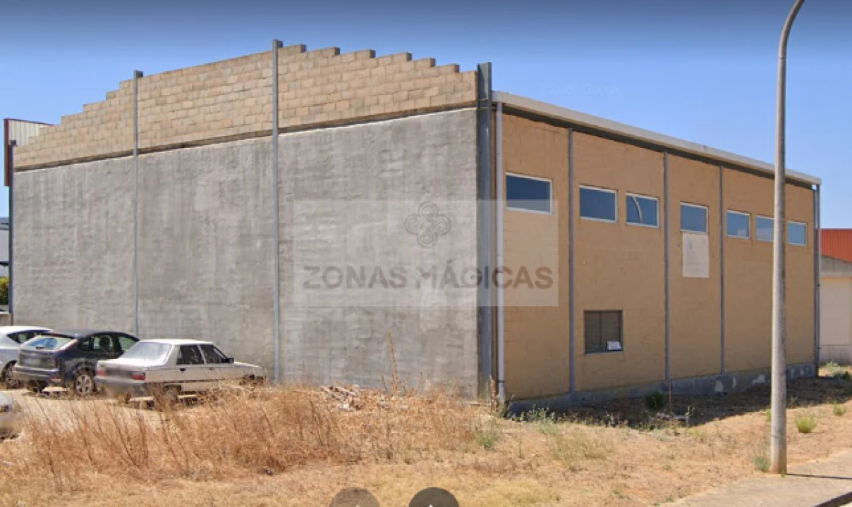 Negócio para Venda em Lagos (São Sebastião e Santa Maria) Foto 3