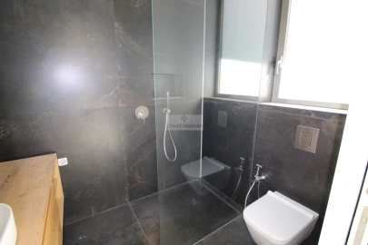 Moradia T4 para Venda em Lagos (São Sebastião e Santa Maria)