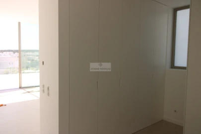 Moradia T4 para Venda em Lagos (São Sebastião e Santa Maria)