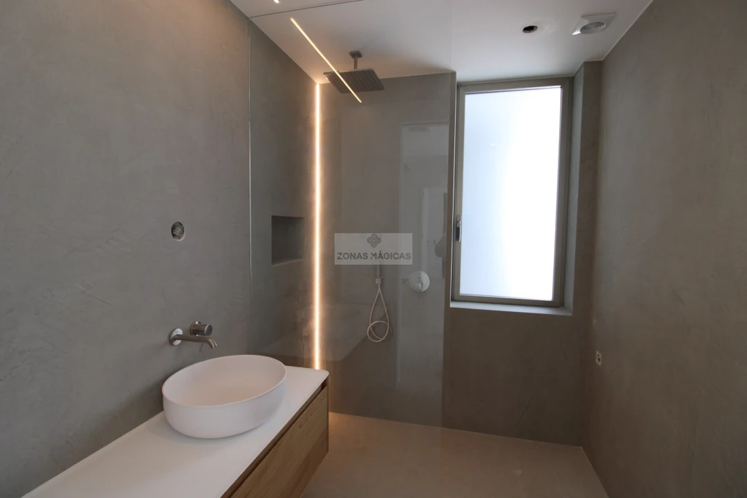 Moradia T4 para Venda em Lagos (São Sebastião e Santa Maria) Foto 37