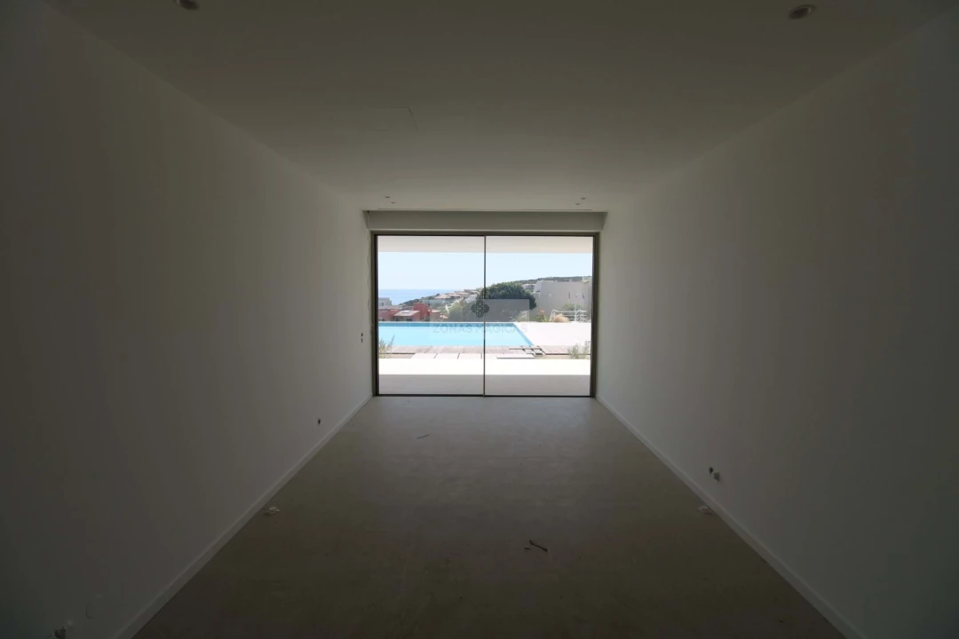 Moradia T4 para Venda em Lagos (São Sebastião e Santa Maria) Foto 33