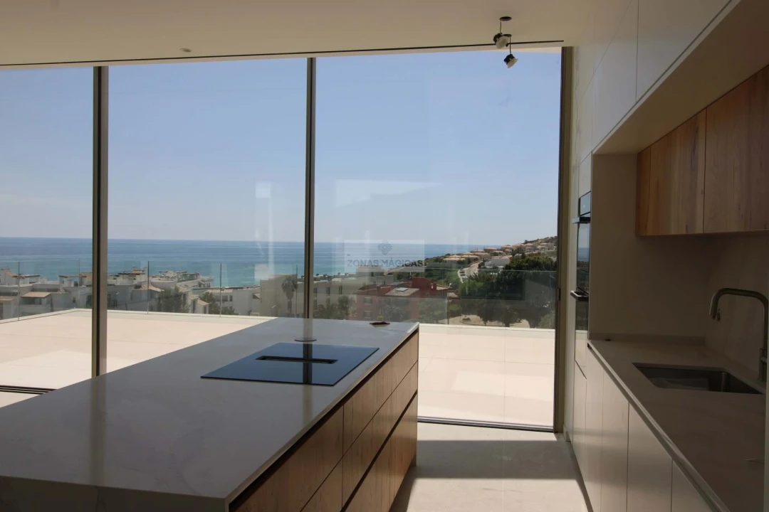 Moradia T4 para Venda em Lagos (São Sebastião e Santa Maria) Foto 7