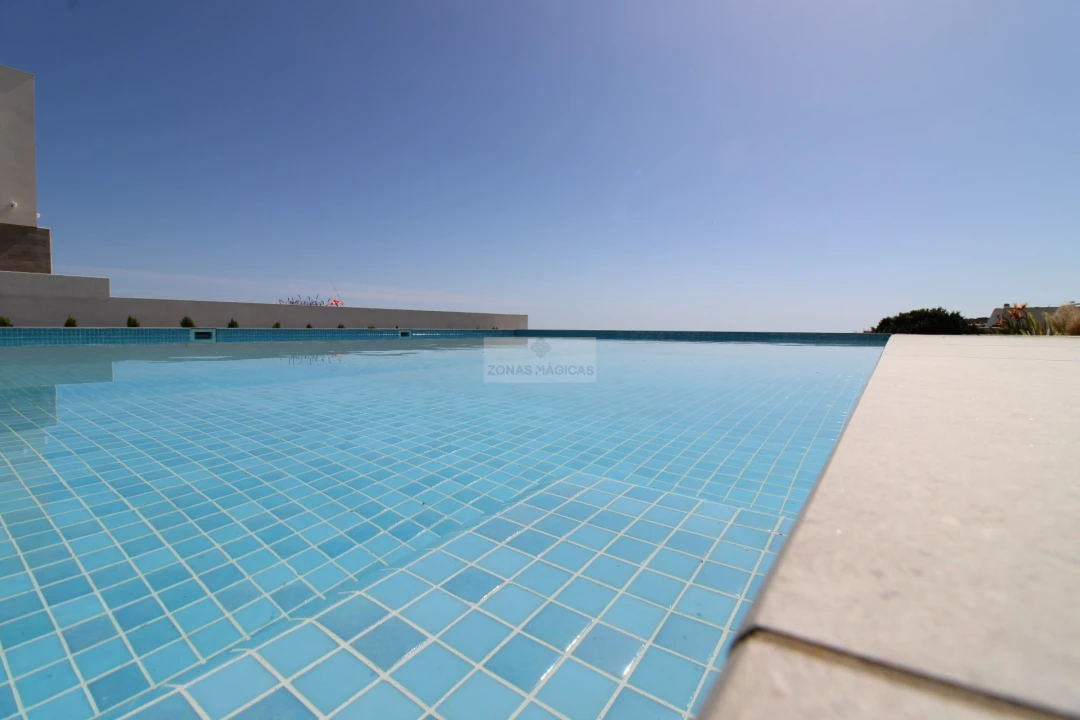 Moradia T4 para Venda em Lagos (São Sebastião e Santa Maria) Foto 69