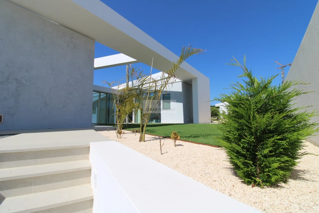 Moradia T4 para Venda em Lagos (São Sebastião e Santa Maria) Foto 62