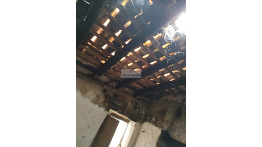 Terreno para Venda em Lagos (São Sebastião e Santa Maria) Foto 5