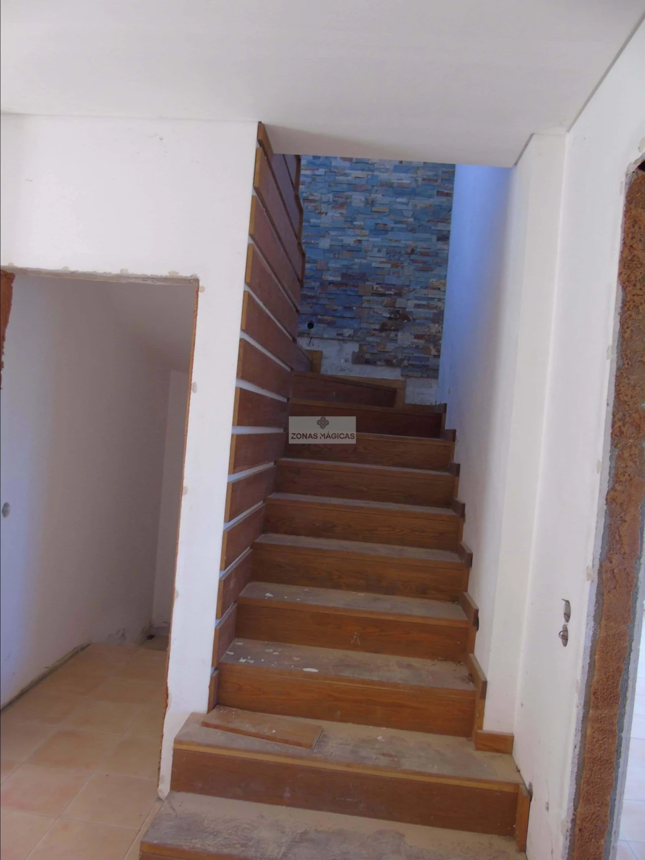 Moradia T5 para Venda em Lagos (São Sebastião e Santa Maria) Foto 21
