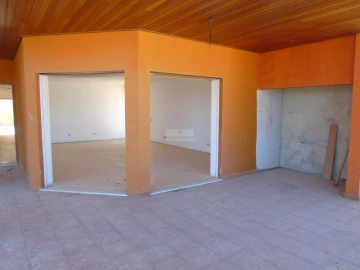 Moradia T5 para Venda em Lagos (São Sebastião e Santa Maria)