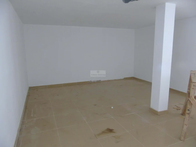 Moradia T5 para Venda em Lagos (São Sebastião e Santa Maria) Foto 9