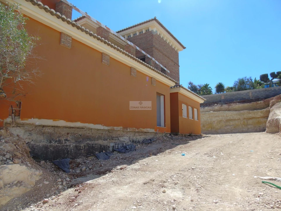 Moradia T5 para Venda em Lagos (São Sebastião e Santa Maria) Foto 43