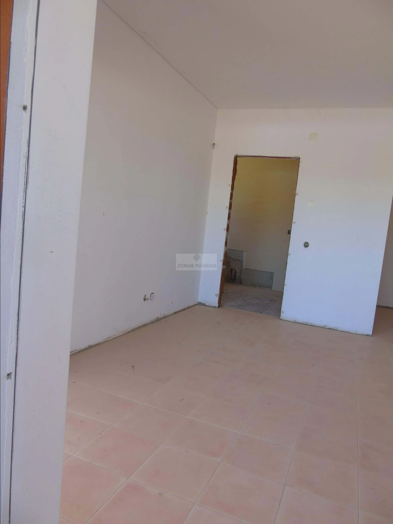 Moradia T5 para Venda em Lagos (São Sebastião e Santa Maria) Foto 25