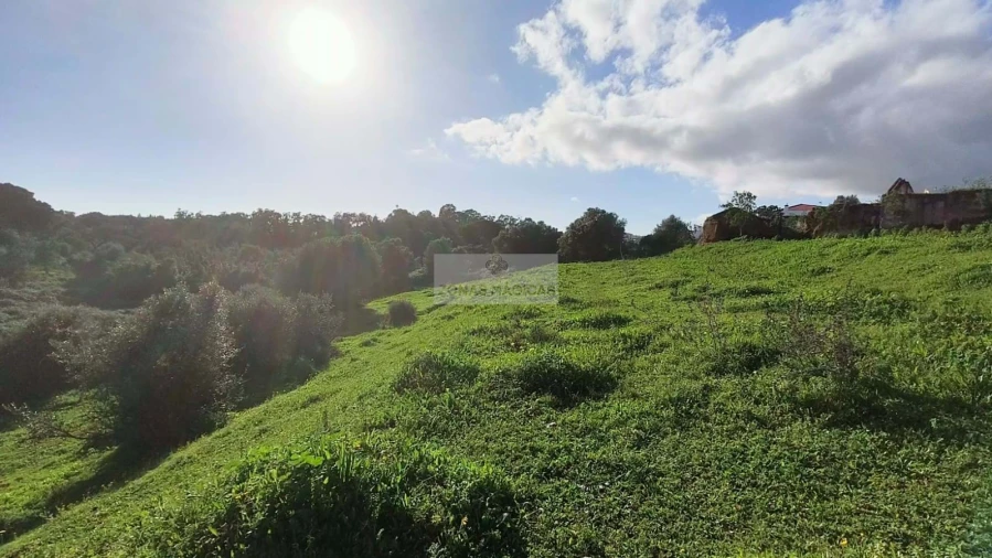 Terreno para Venda em Lagos (São Sebastião e Santa Maria)