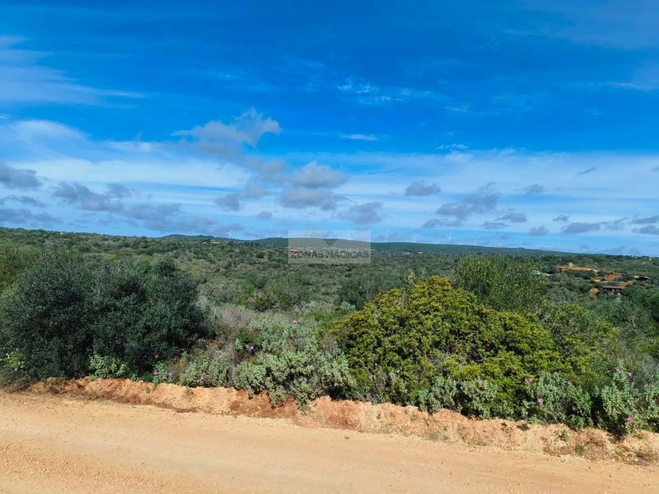 Terreno para Venda em Lagos (São Sebastião e Santa Maria) Foto 6