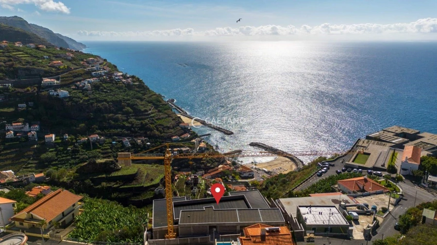 Moradia T3 para Venda em Calheta