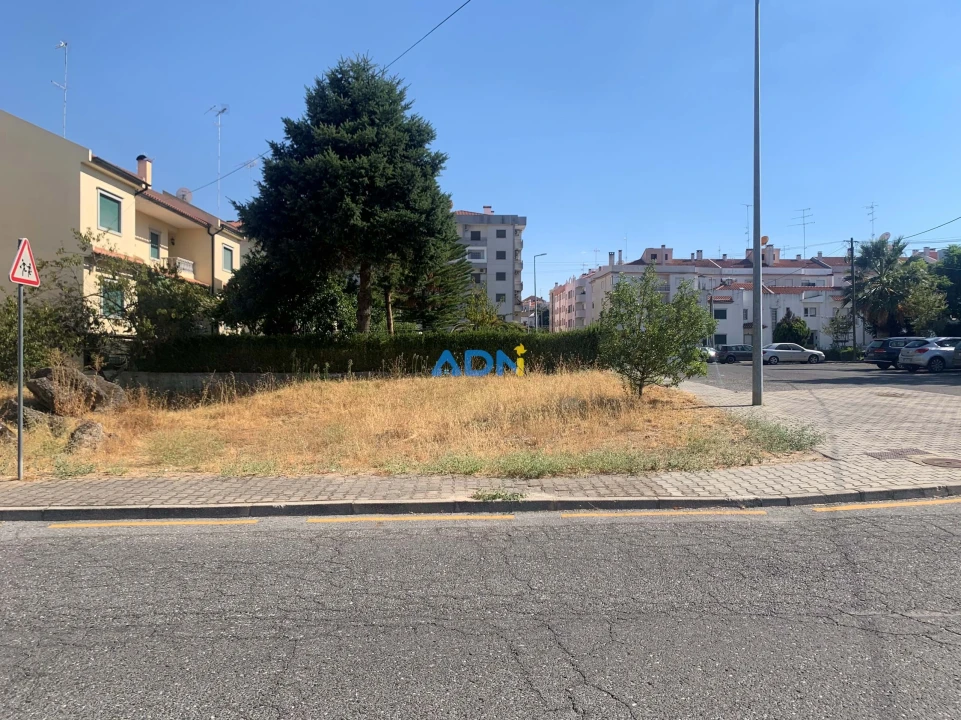 Terreno para Venda em Castelo Branco Foto 1