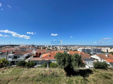 Terreno para Venda em Castelo Branco