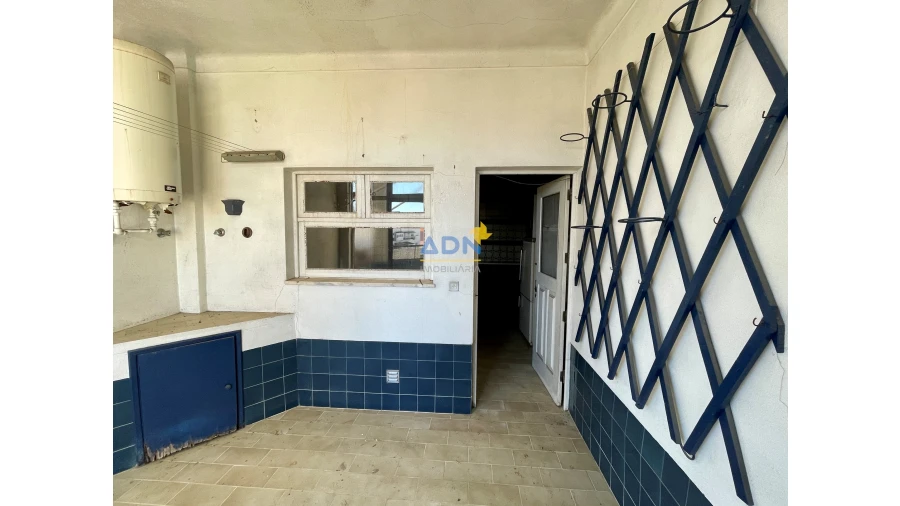 Apartamento T5 para Venda em Castelo Branco Foto 6