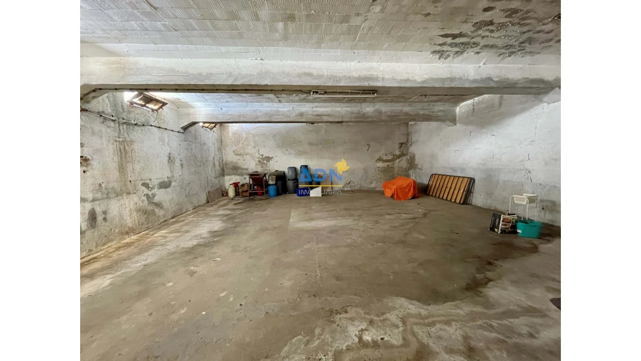 Apartamento T5 para Venda em Castelo Branco Foto 12