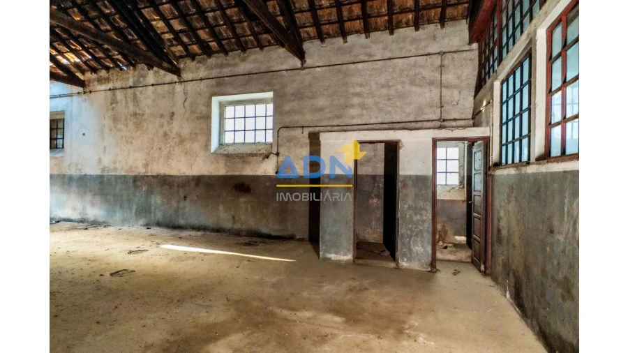 Negócio para Venda em Castelo Branco Foto 2