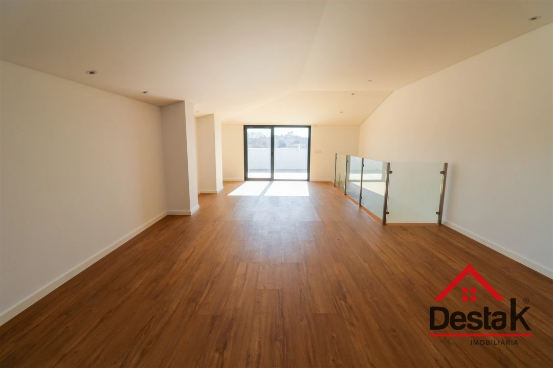 Apartamento T3 para Venda em Viseu Foto 20