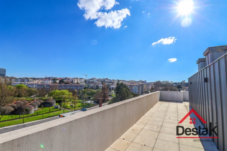 Apartamento T3 para Venda em Viseu Foto 22