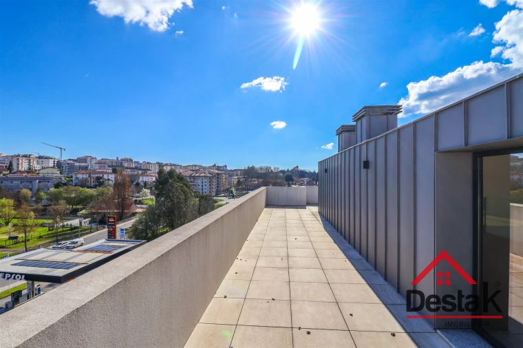 Apartamento T3 para Venda em Viseu Foto 21