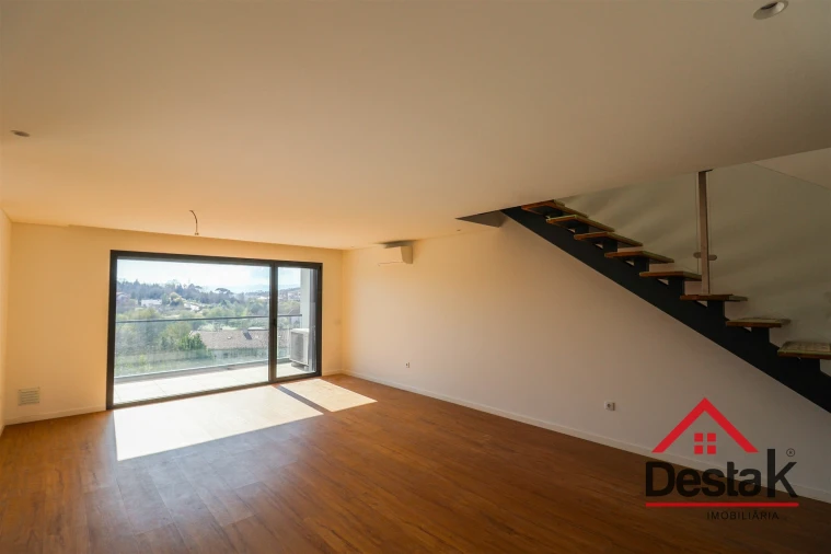 Apartamento T3 para Venda em Viseu Foto 2
