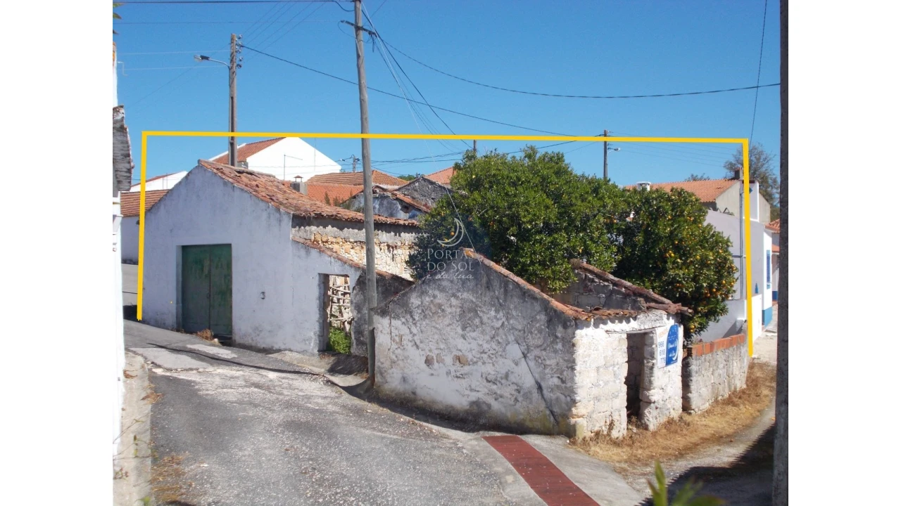Armazém para Venda em Almoster Foto 1