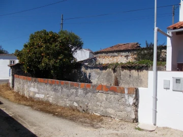 Armazém para Venda em Almoster