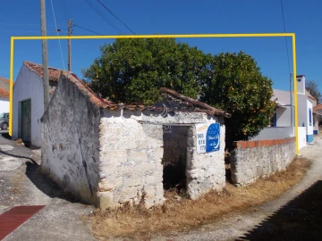 Armazém para Venda em Almoster