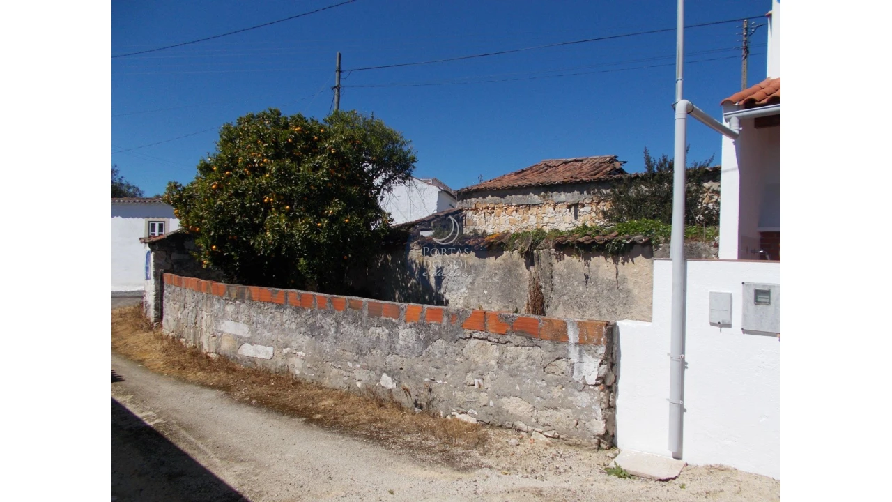 Armazém para Venda em Almoster Foto 5