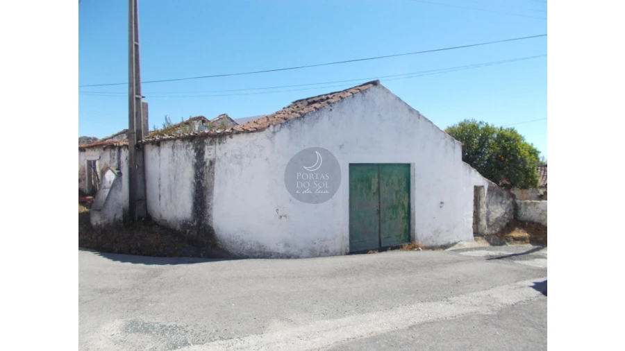Armazém para Venda em Almoster Foto 7
