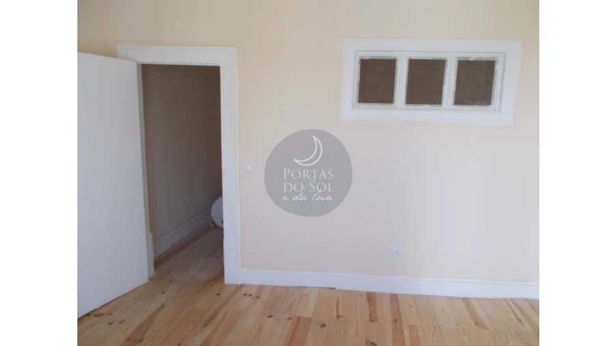 Prédio para Venda em Marvila, Ribeira Santarém, São Salvador, São Nicolau Foto 6