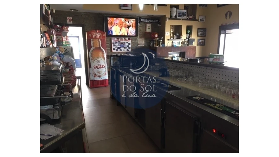 Negócio para Venda em Usseira Foto 3