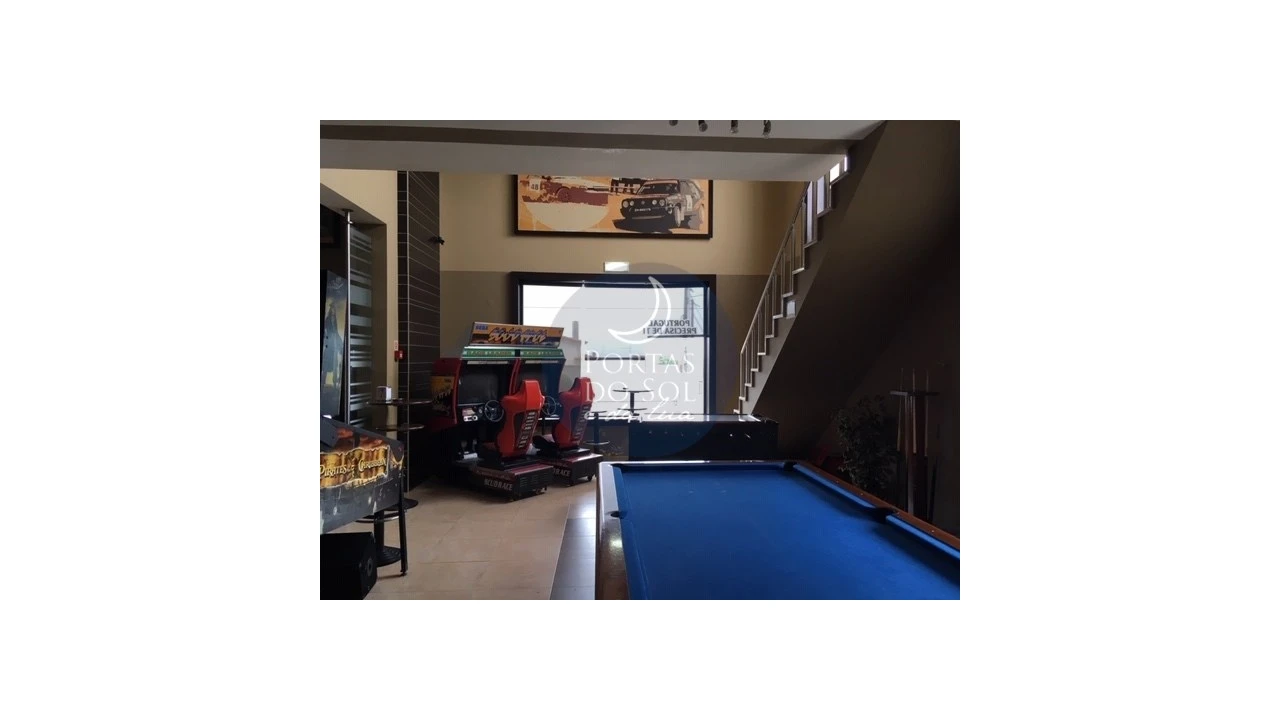 Negócio para Venda em Usseira Foto 5